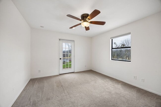 Building Photo - Stunning 4 bedroom 3.5 bath with office that sits on 1.5 acres in ALEDO ISD