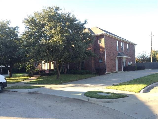 Building Photo - 121 Wildwood Ct