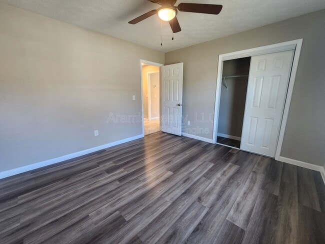 Building Photo - 24 Paige St