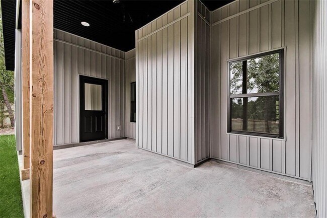 Building Photo - 1 Consett Ln