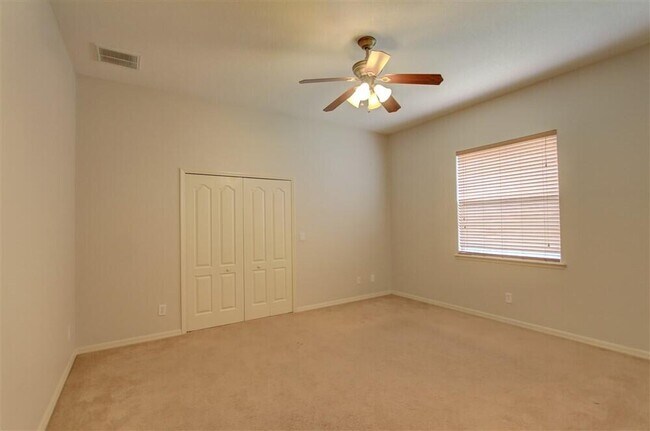 Building Photo - 1185 Dromin Ln