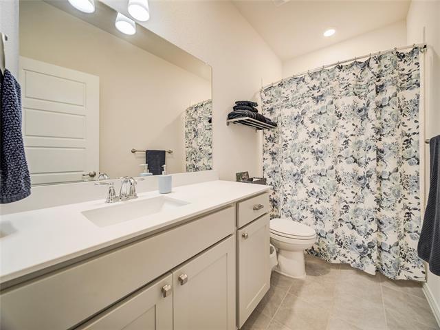 Building Photo - 1520 Saratoga Ave