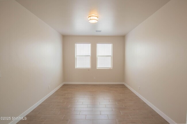 Building Photo - 3883 Heartland Lp