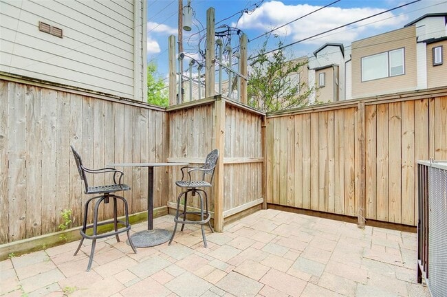 Building Photo - 4505 Eigel St