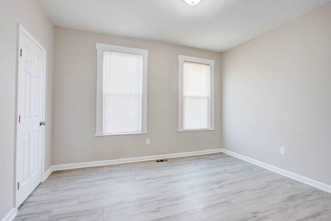 Building Photo - 4610 Pimlico Rd