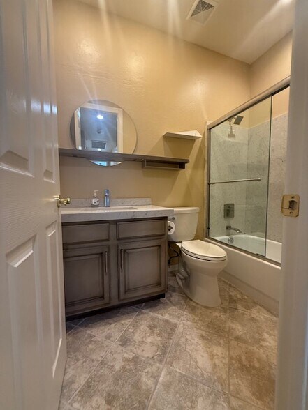 Building Photo - 11448 E Raintree Dr