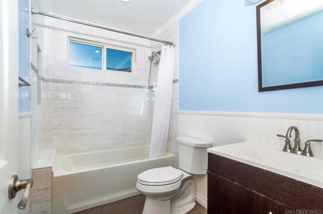 Building Photo - 7595 Saranac Ave