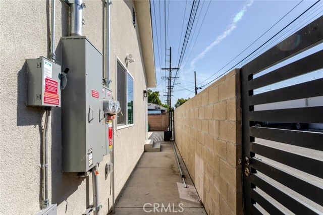 Building Photo - 944 Zook Dr