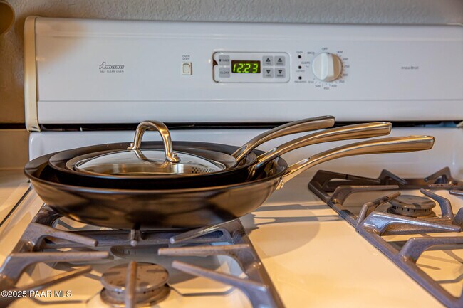 Building Photo - 7075 E Horizon Way