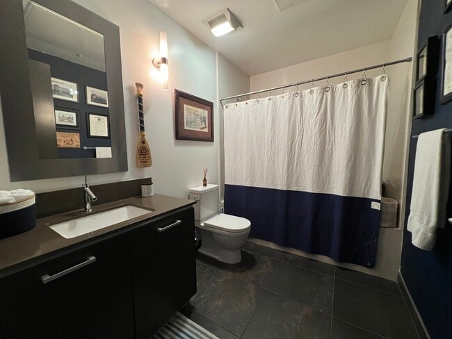 Building Photo - 13320 Beach Ave