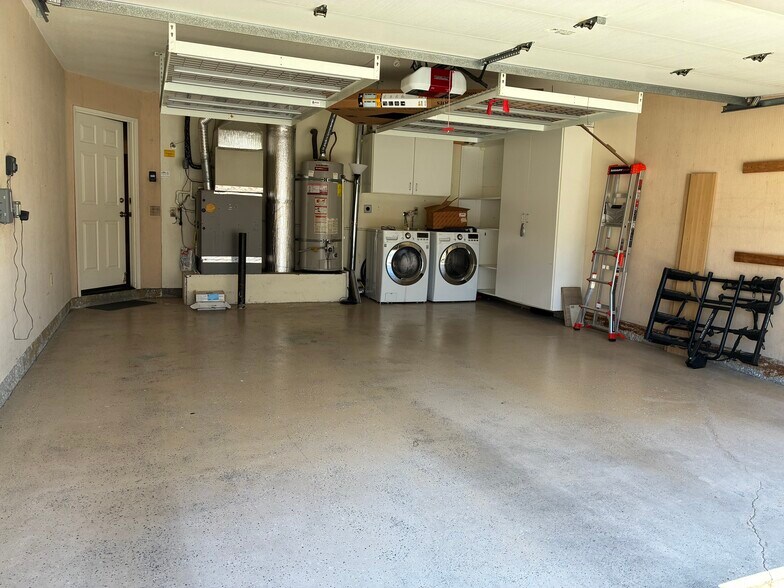 Building Photo - 12132 Caddy Row