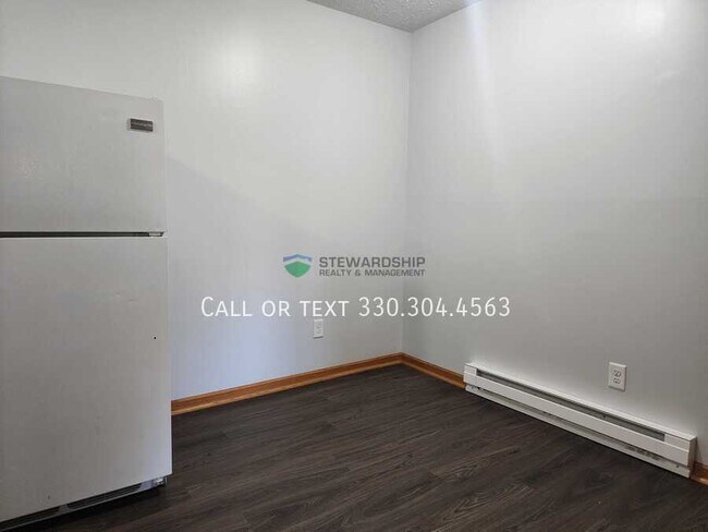 Building Photo - 7270 Stuhldreher St NW