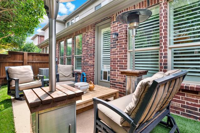 Building Photo - 4817 Bayview Dr