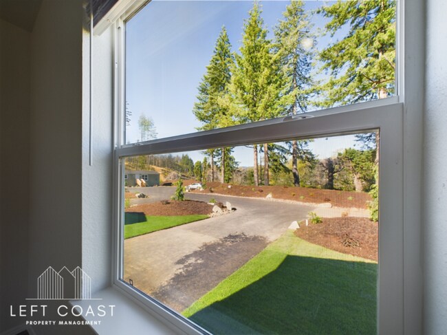 Building Photo - 2368 Salmon River Hwy