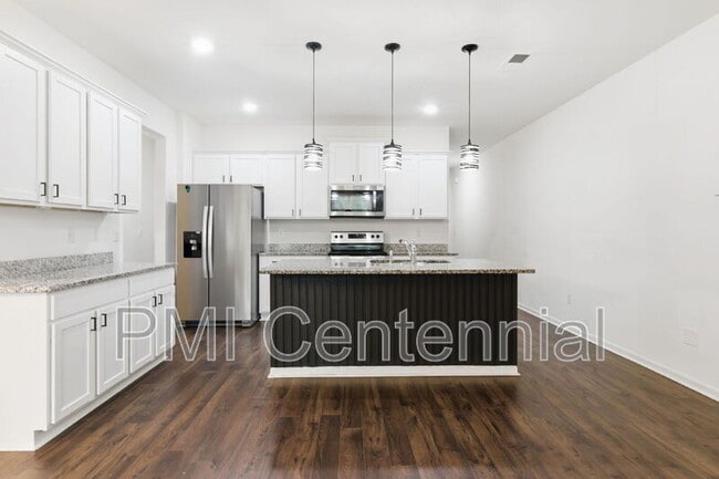 Building Photo - 192 Hampton Cir