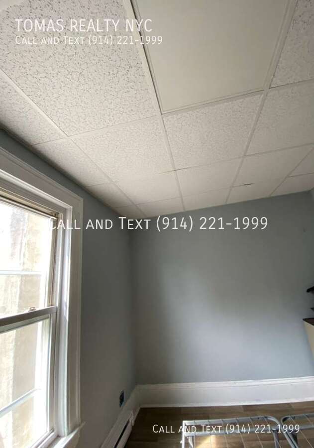 Building Photo - 16 Saratoga Ave