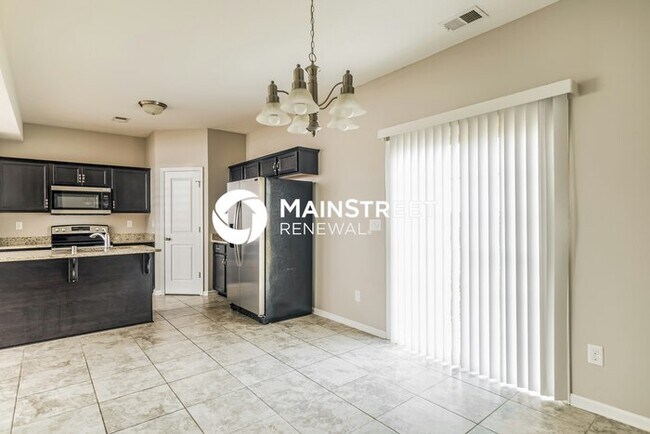 Building Photo - 4 Bedroom Pet-Friendly Home in Mount Washi...