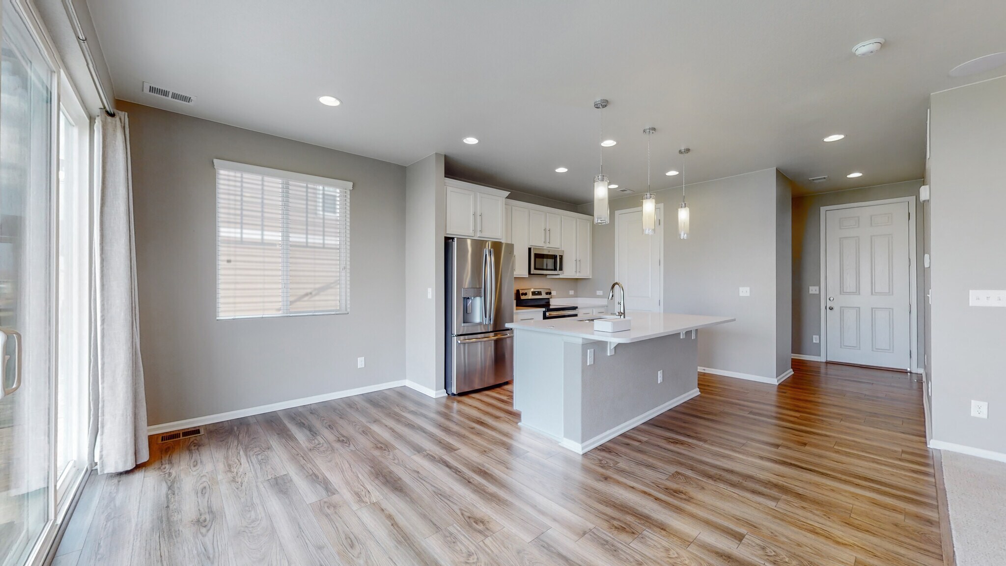 Building Photo - 5442 Eagle Creek Dr