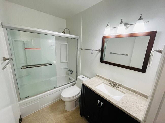 Building Photo - 2301 James Ave