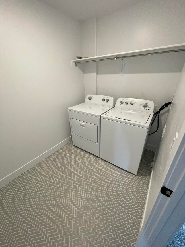 Building Photo - 44 S Tungsten Wy