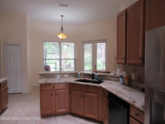Building Photo - 924 Bryce Ln