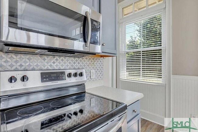 Building Photo - 126 Birch Cir