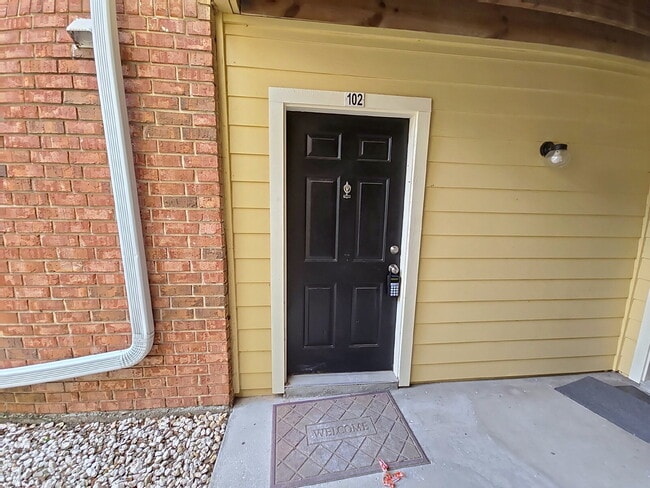 Building Photo - 8617 Fancy Finch Dr