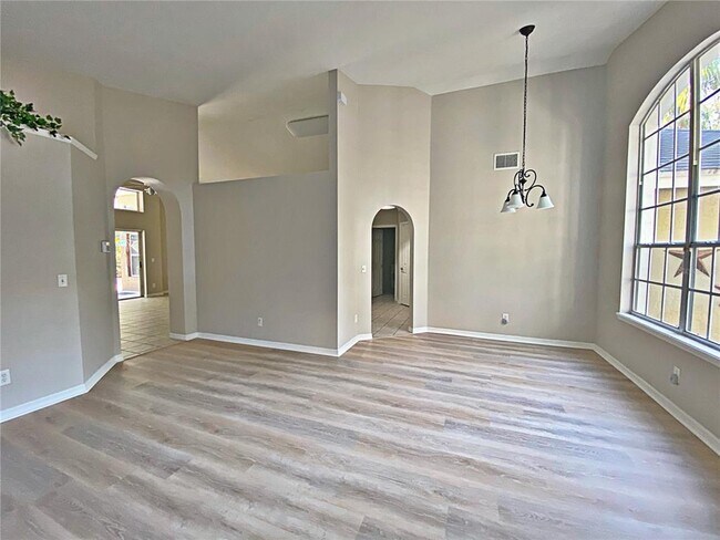 Building Photo - 16834 Rockwell Heights Ln