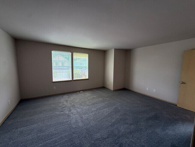 Building Photo - 3Bd/2.5Ba Maple Valley Home