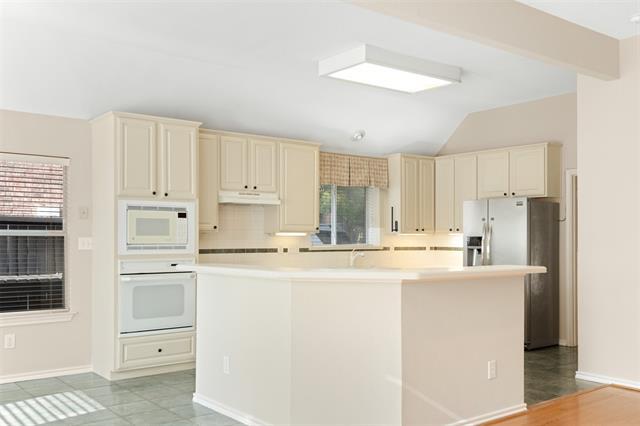 Building Photo - 2803 Pheasant Run Dr