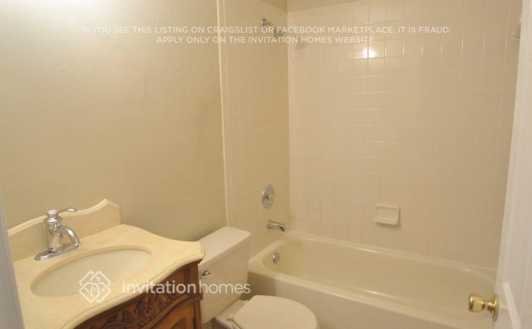Building Photo - 1809 Tinker Dr