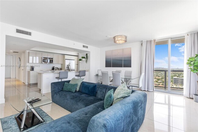 Building Photo - 2600 E Hallandale Beach Blvd