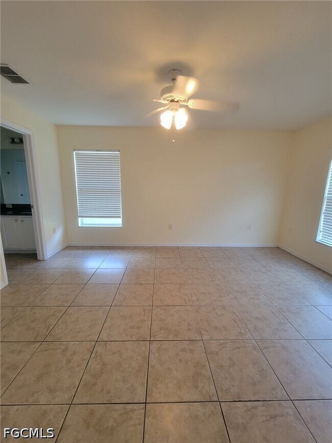 Building Photo - 8071 Liriope Loop
