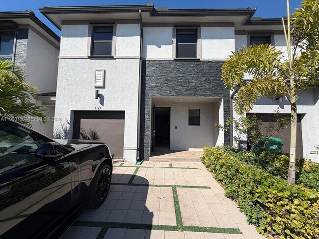 Building Photo - 9143 NW 161st St