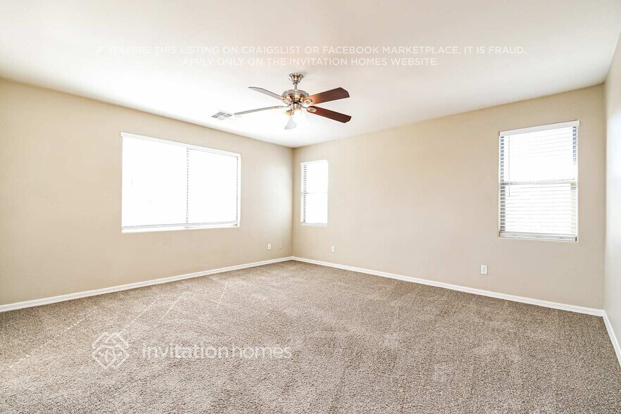 Building Photo - 2005 W Green Tree Dr