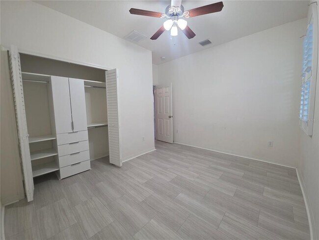 Building Photo - 17545 Buckingham Garden Dr
