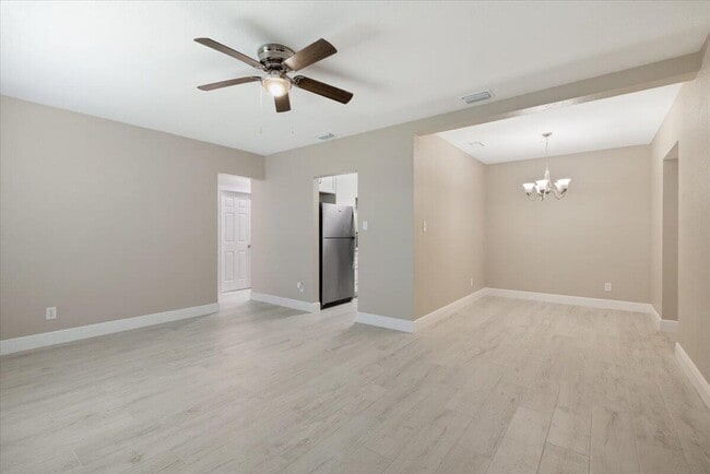 Building Photo - 807 S 12th St