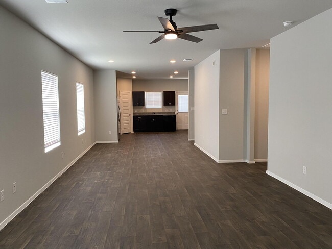 Building Photo - "Charming 2-Bed, 2-Bath Retreat with 1,327 Sq Ft of Comfort in Elgin, TX!"
