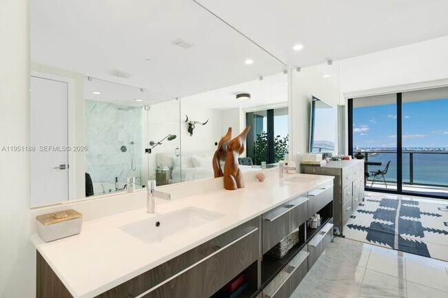 Building Photo - 3131 NE 7th Ave