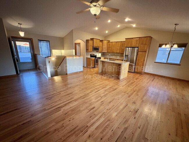 Building Photo - 332 Telluride Dr