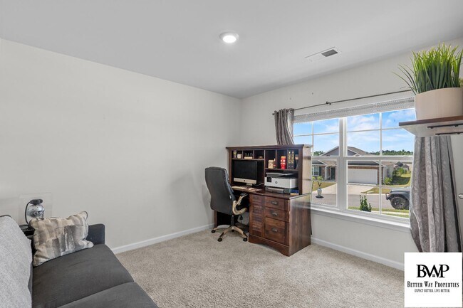 Building Photo - 168 Glenshire Dr