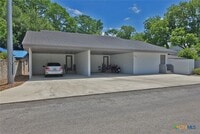 Building Photo - 535 Ski Lodge Rd