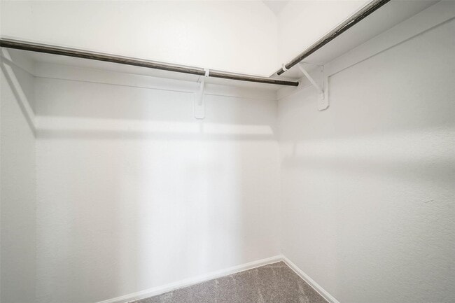 Building Photo - 1951 Foxtail Crk Ct