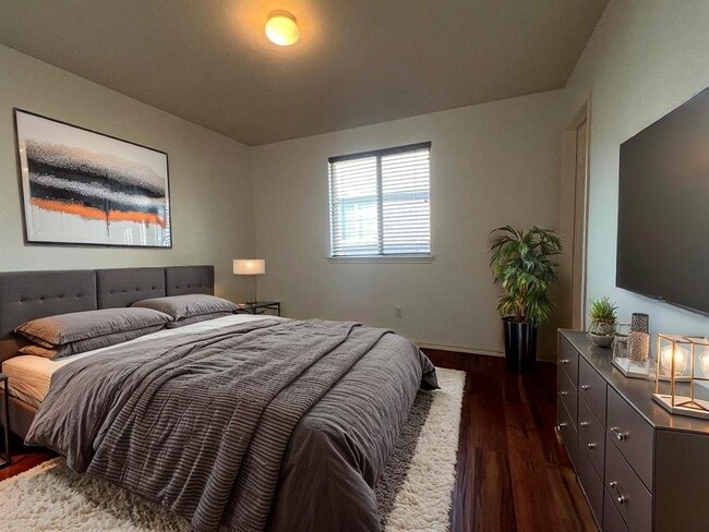 Building Photo - 9504 Castle Pines Dr