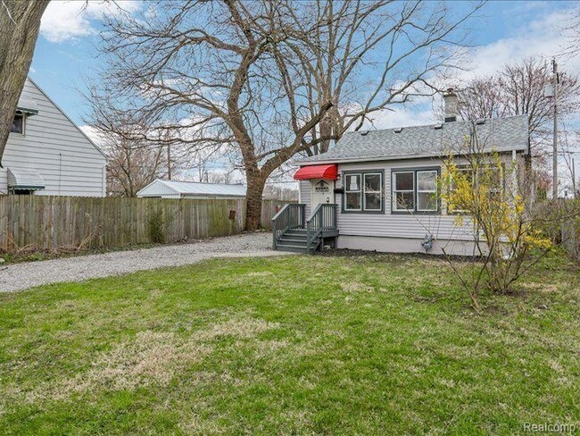 Building Photo - 4957 Ashley St