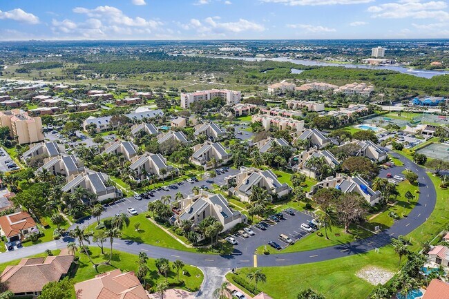 Building Photo - 1605 US-1