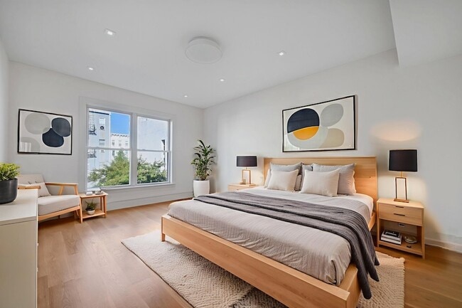 Building Photo - 122 Jefferson St