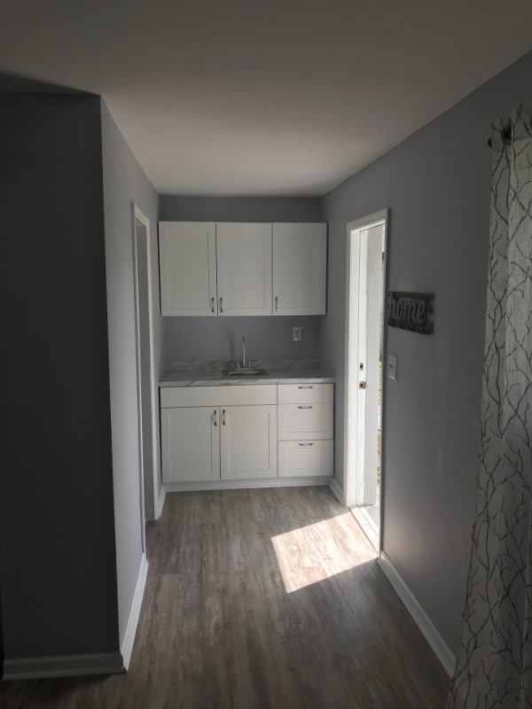 Building Photo - 133 SE 2nd Terrace