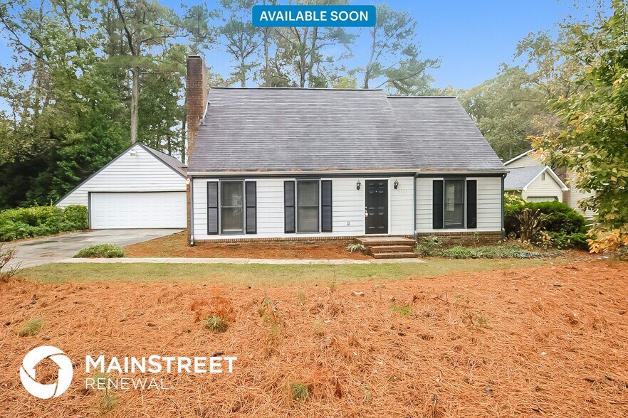 Primary Photo - 3103 Skyland Dr