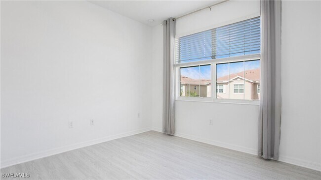Building Photo - 2792 Blossom Wy